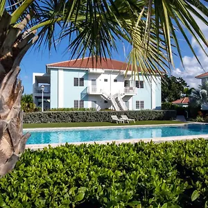https://penthouse-apartment-next-to-blue-bay-golf-beach.comcaribbean.com
